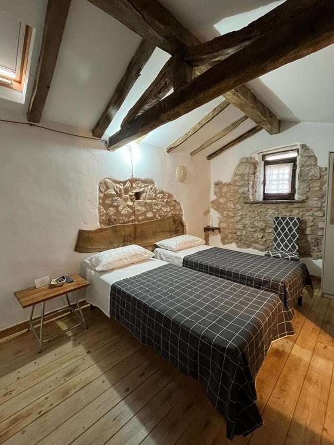 Bed and Breakfast Domus Vela à Fornelli Extérieur photo