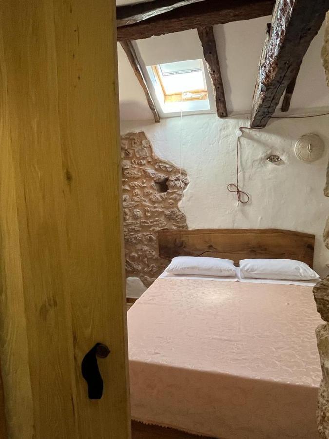 Bed and Breakfast Domus Vela à Fornelli Extérieur photo