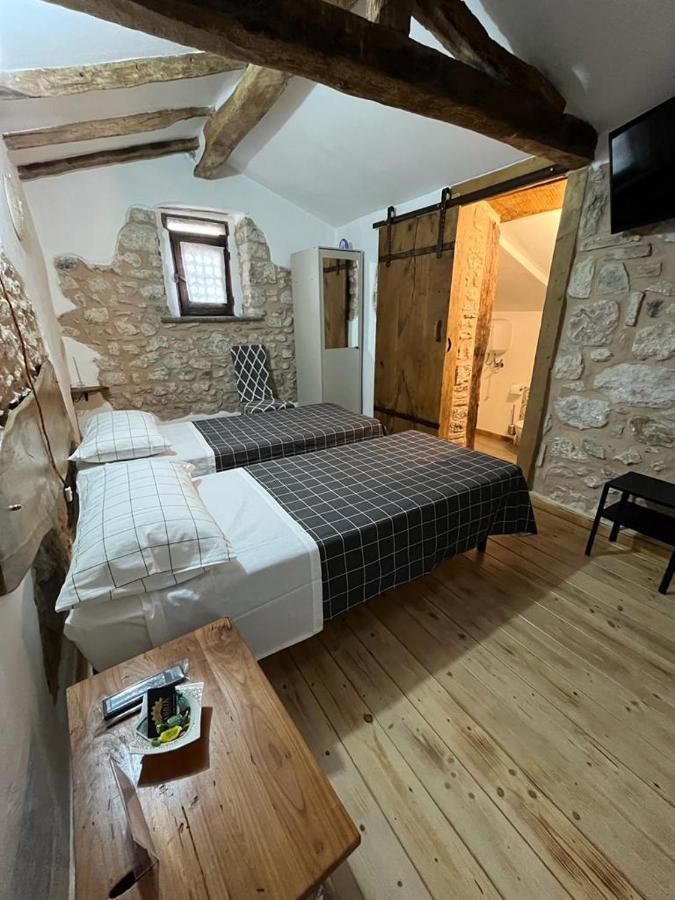 Bed and Breakfast Domus Vela à Fornelli Extérieur photo