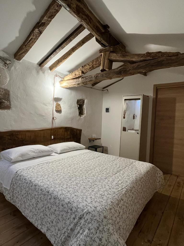 Bed and Breakfast Domus Vela à Fornelli Extérieur photo